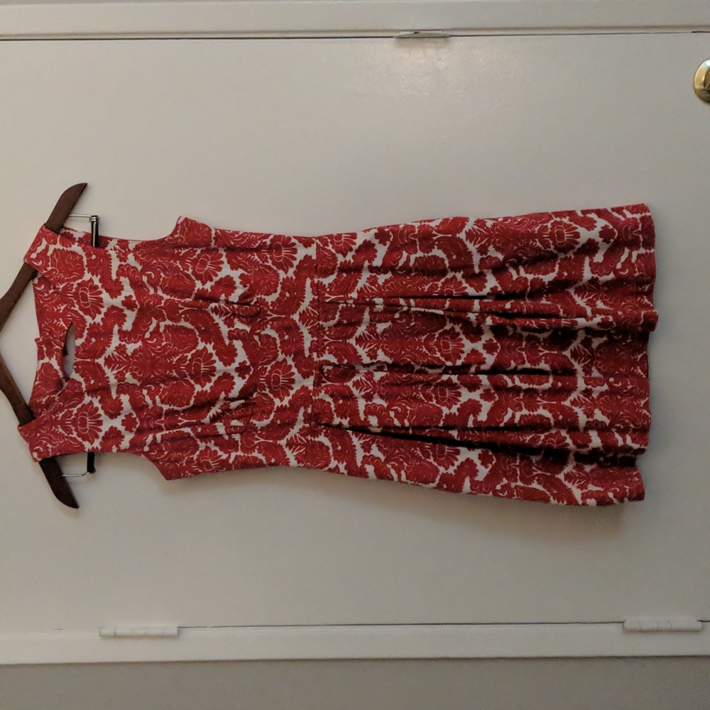 Red and white paisley dress UK 8 / US 4